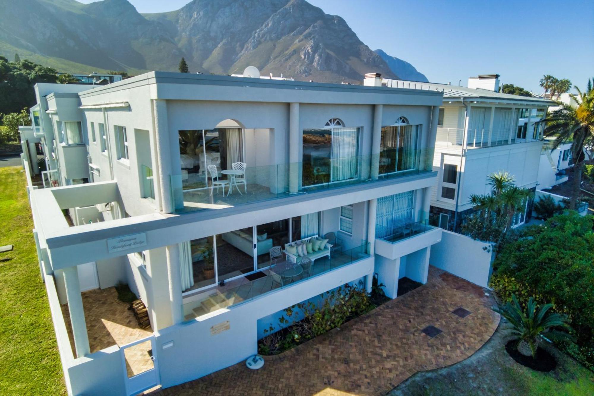 Hermanus Beachfront Lodge - Solar Power Exterior photo